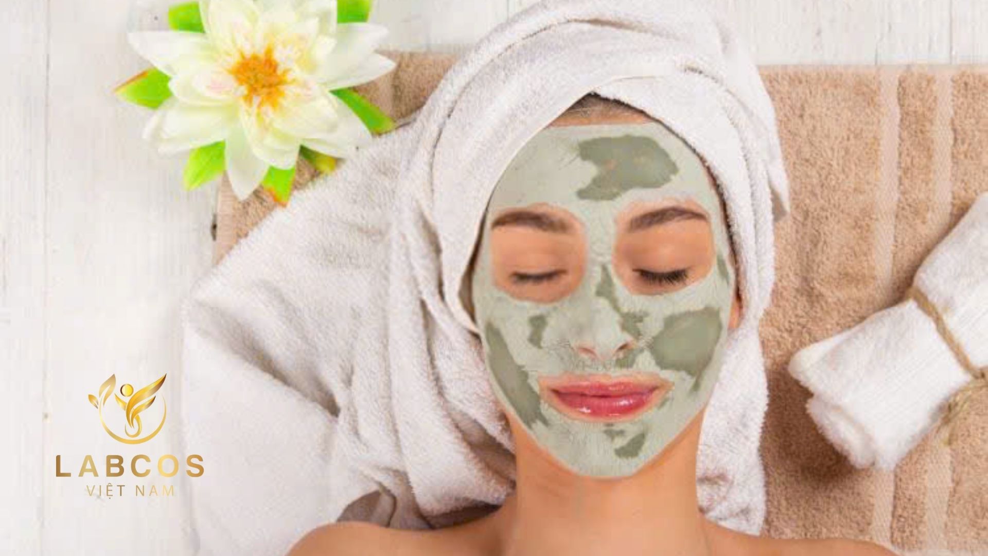 TOP 3 SAI LẦM KHI ĐẮP MẶT NẠ KHIẾN DA BỊ KHÔ VÀ NỔI MỤN